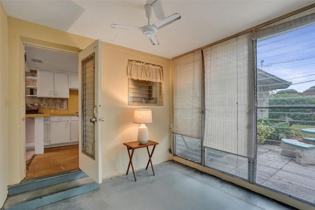 1892 NE 33rd Street, Oakland Park, FL 33306