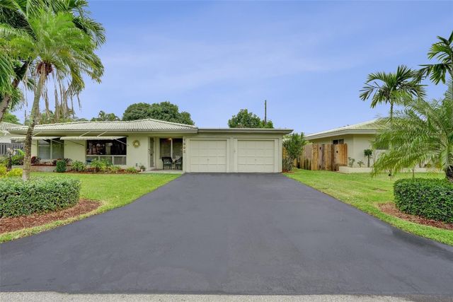 1892 NE 33rd Street, Oakland Park, FL 33306