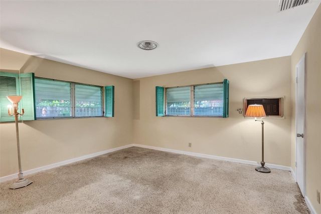 1892 NE 33rd Street, Oakland Park, FL 33306