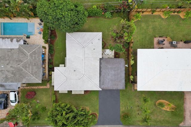 1892 NE 33rd Street, Oakland Park, FL 33306