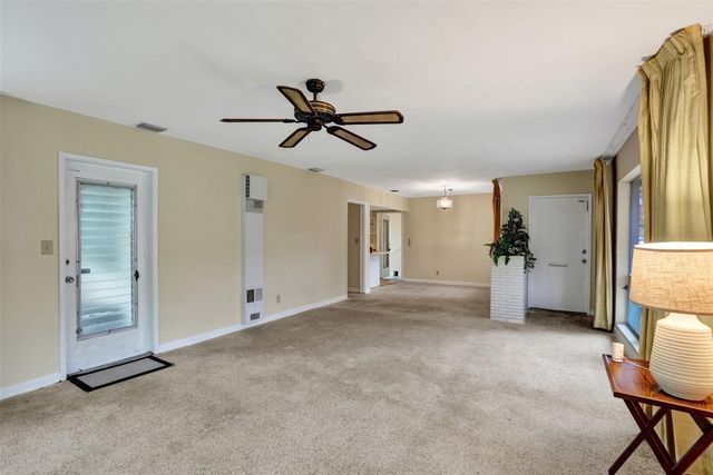 1892 NE 33rd Street, Oakland Park, FL 33306