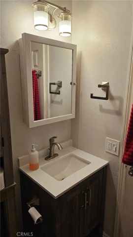 8710 Wahl, Santee, CA 92071