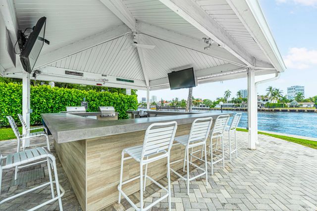 6359 Bay Club Drive 2, Fort Lauderdale, FL 33308