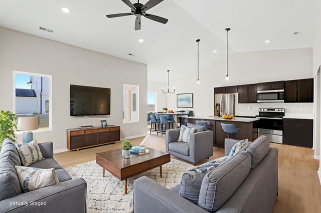 9155-9157 E Chris, Bel Aire, KS 67226