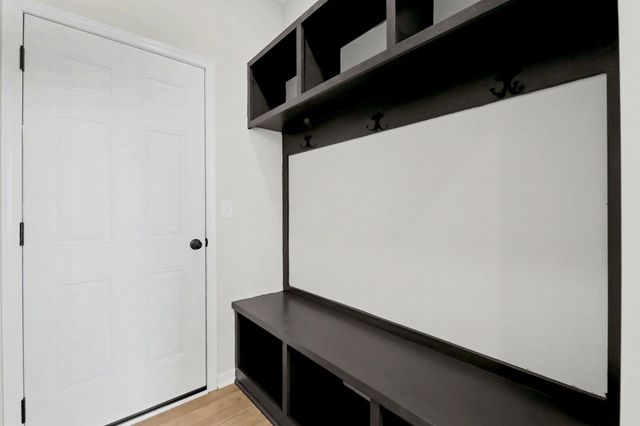 9155-9157 E Chris, Bel Aire, KS 67226