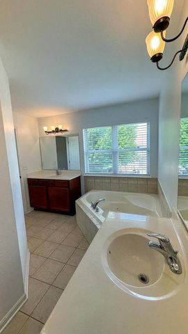 2045 Meagans WAY, Twin Lakes, WI 53181