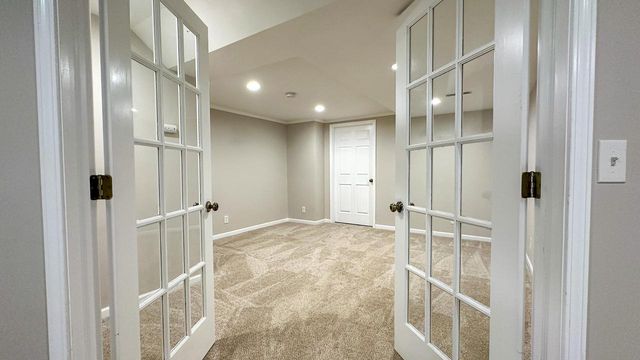 2045 Meagans WAY, Twin Lakes, WI 53181