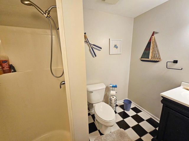 2045 Meagans WAY, Twin Lakes, WI 53181