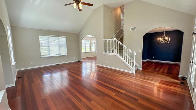 2045 Meagans WAY, Twin Lakes, WI 53181
