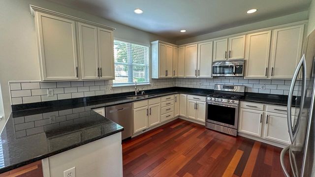 2045 Meagans WAY, Twin Lakes, WI 53181