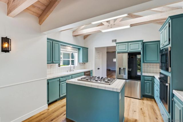 1644 Tamarack Ave, Carlsbad, CA 92008
