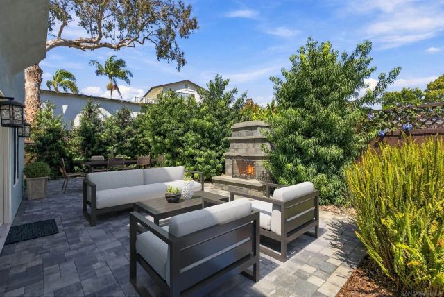 1644 Tamarack Ave, Carlsbad, CA 92008