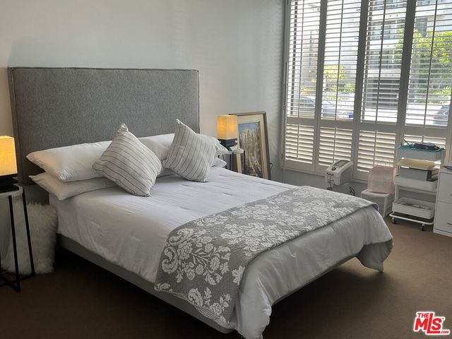 2175 S Beverly Glen Boulevard 201, Los Angeles, CA 90025