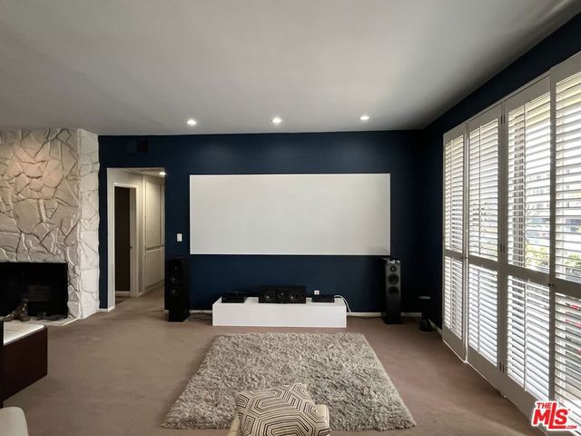 2175 S Beverly Glen Boulevard 201, Los Angeles, CA 90025