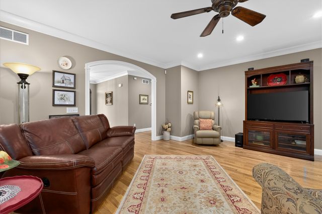 140 Seneca Trail, Dry Ridge, KY 41035