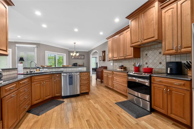140 Seneca Trail, Dry Ridge, KY 41035