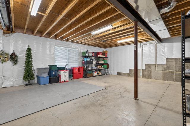 140 Seneca Trail, Dry Ridge, KY 41035