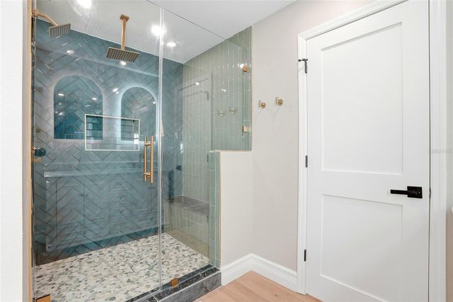 521 51ST AVENUE S, St Petersburg, FL 33705