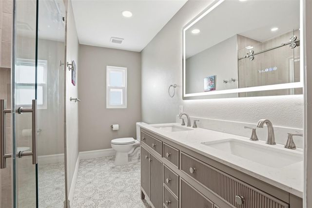 521 51ST AVENUE S, St Petersburg, FL 33705