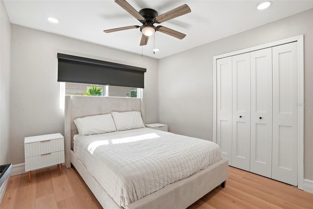 521 51ST AVENUE S, St Petersburg, FL 33705