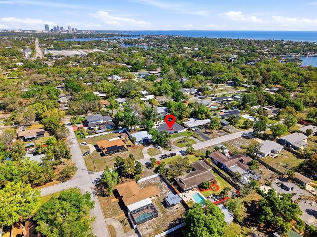 521 51ST AVENUE S, St Petersburg, FL 33705