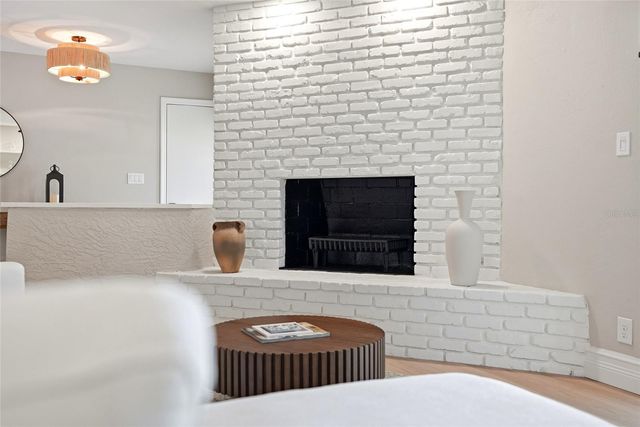 521 51ST AVENUE S, St Petersburg, FL 33705