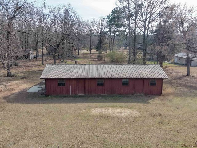 507 Oak Trail, Queen City, TX 75572