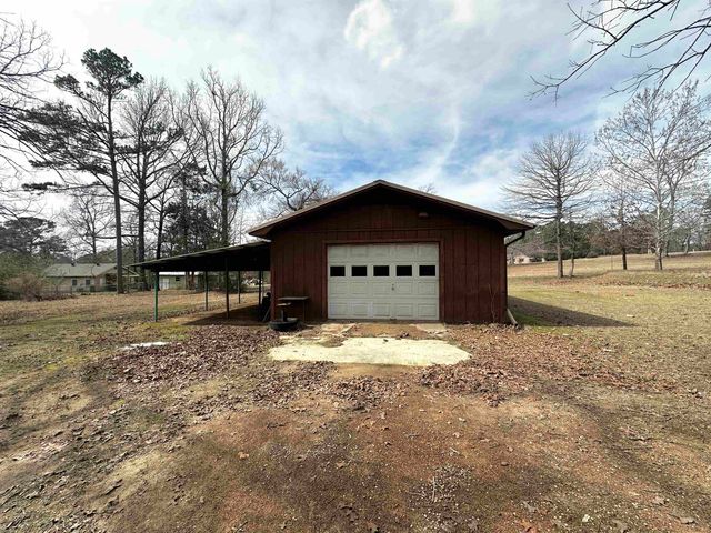 507 Oak Trail, Queen City, TX 75572