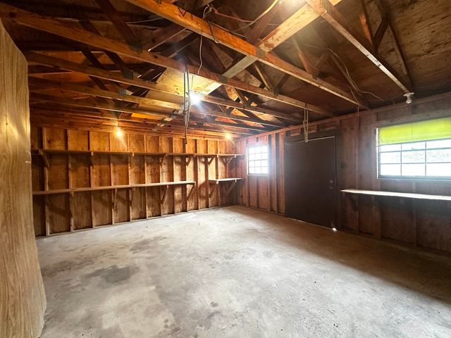 507 Oak Trail, Queen City, TX 75572