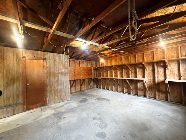 507 Oak Trail, Queen City, TX 75572