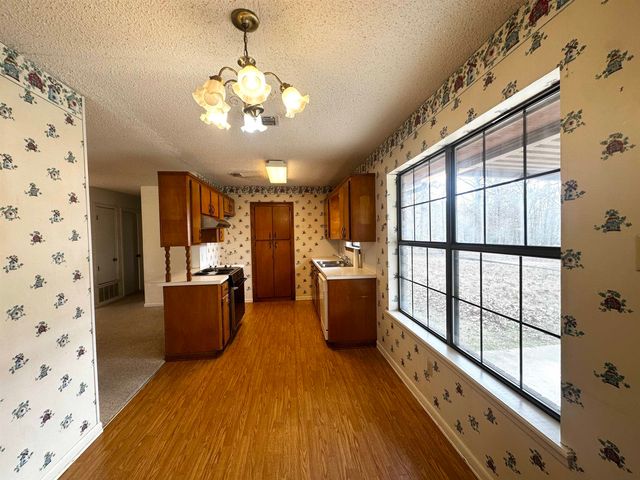 507 Oak Trail, Queen City, TX 75572