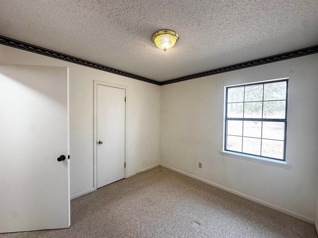 507 Oak Trail, Queen City, TX 75572