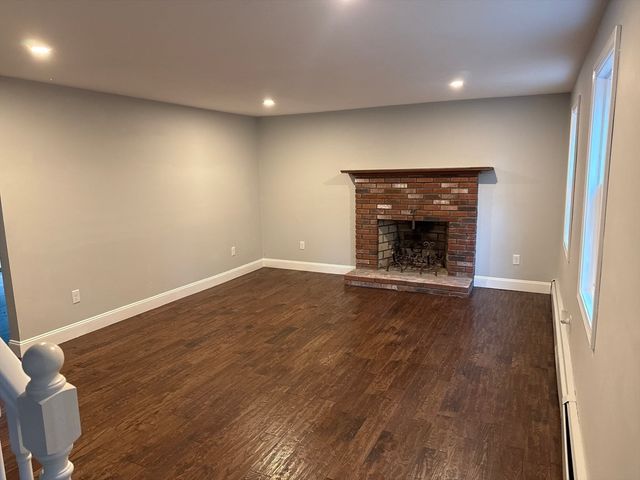 658 Berkley St, Berkley, MA 02779
