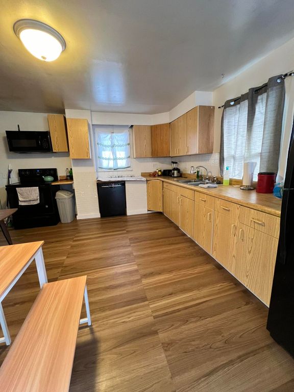 508 DAWSON ST, Wolf Point, MT 59201 photo 10