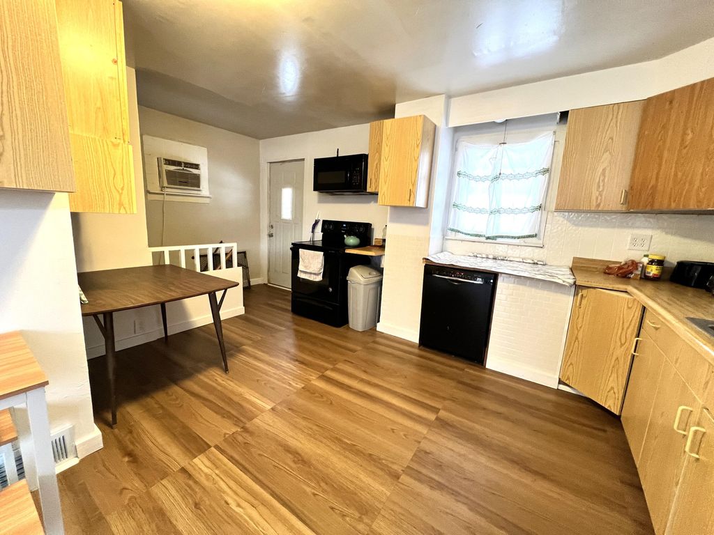 508 DAWSON ST, Wolf Point, MT 59201 photo 4