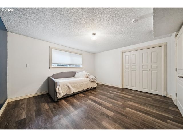 7135 MONTE VERDE Dr, Gladstone, OR 97027