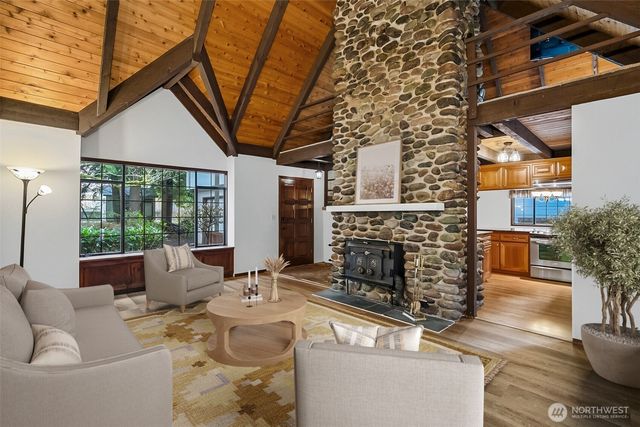 16719 1st Avenue SE, Bothell, WA 98012