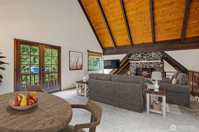 16719 1st Avenue SE, Bothell, WA 98012