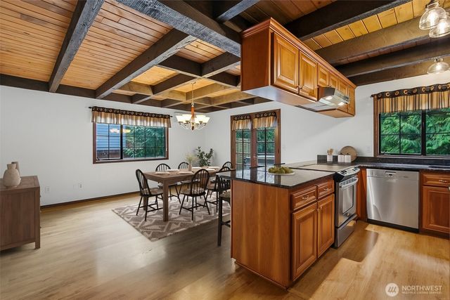 16719 1st Avenue SE, Bothell, WA 98012