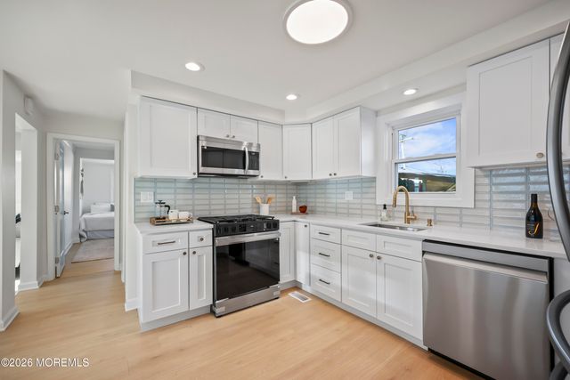 24 Willis Avenue, Keansburg, NJ 07734