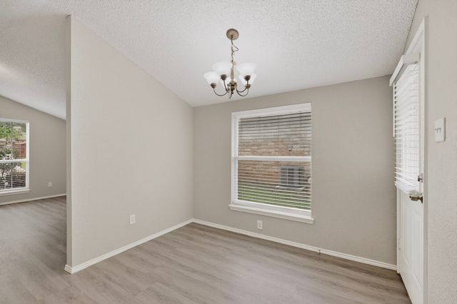 414 Blueberry Hill Lane, Mansfield, TX 76063