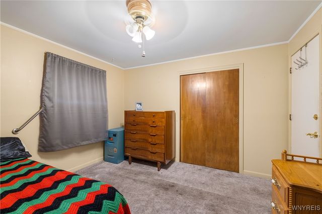 1021 97th Street, Niagara Falls, NY 14304