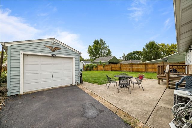 1021 97th Street, Niagara Falls, NY 14304