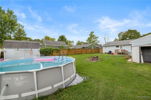 1021 97th Street, Niagara Falls, NY 14304