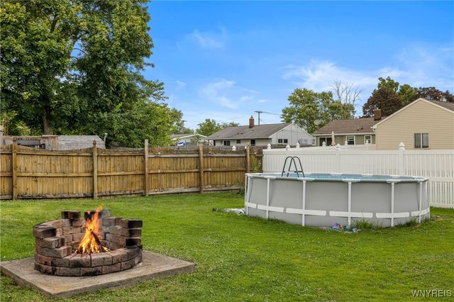 1021 97th Street, Niagara Falls, NY 14304