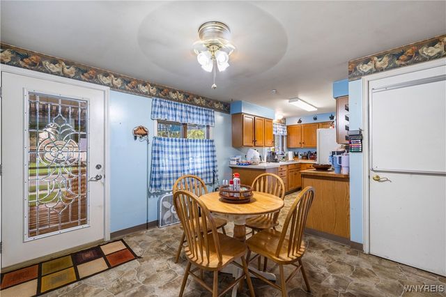 1021 97th Street, Niagara Falls, NY 14304