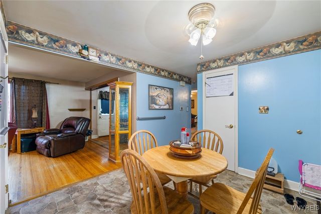 1021 97th Street, Niagara Falls, NY 14304