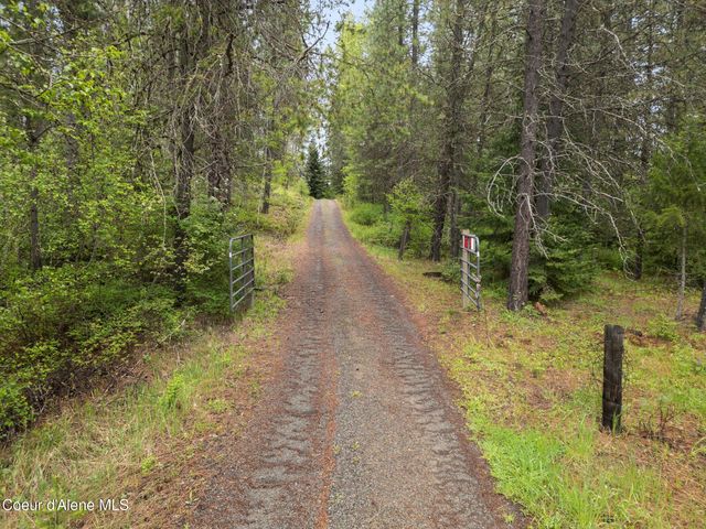351 W Branch Rd, Priest River, ID 83856