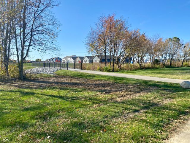 6226 Redwood Drive, Mccordsville, IN 46055