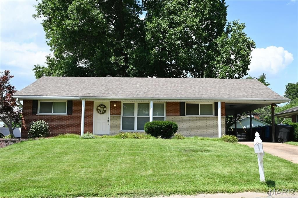751 Peal Drive, Unincorporated, MO 63125